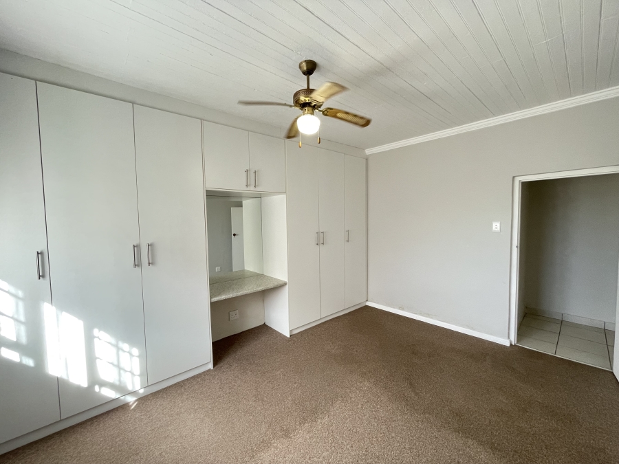 2 Bedroom Property for Sale in West Bank Eastern Cape